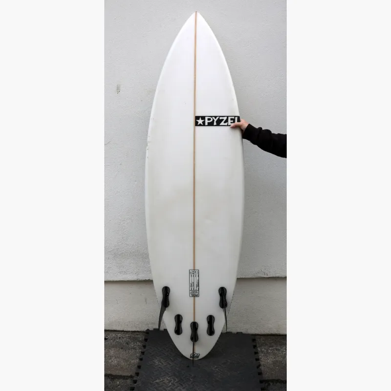 Demo Pyzel 5'9 Ghost-1
